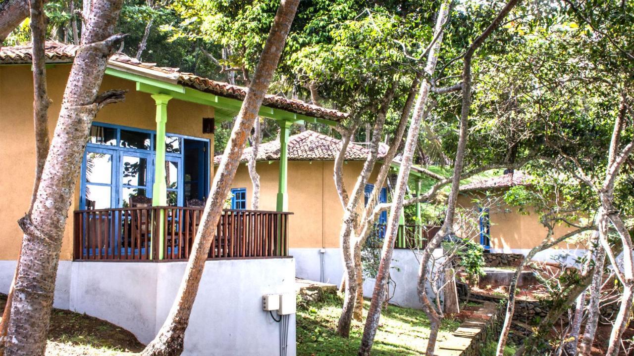 Palace Mirissa Extérieur photo